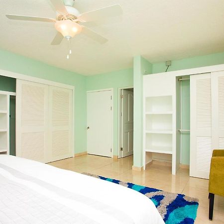 Diamond Gem Residence Koolbaai Exterior photo