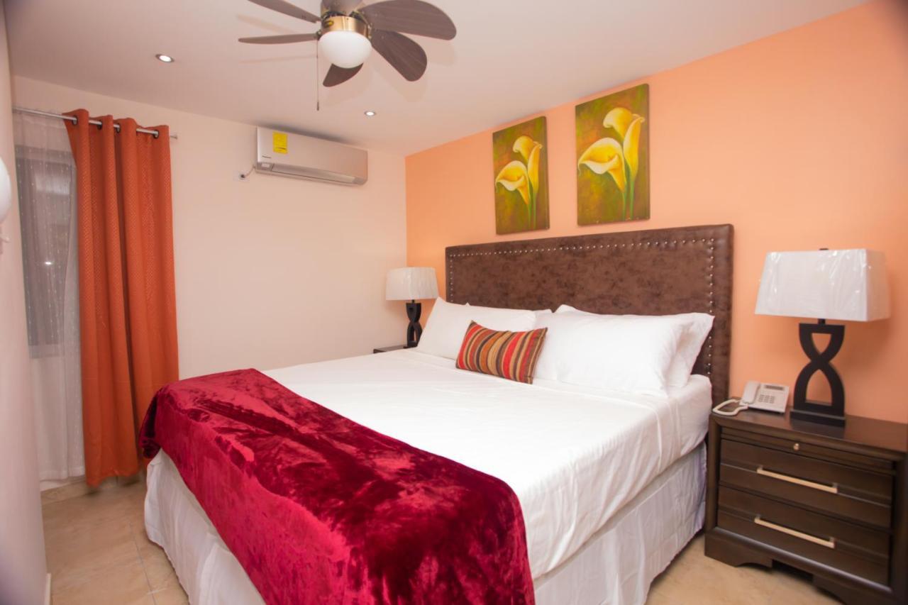 Diamond Gem Residence Koolbaai Exterior photo