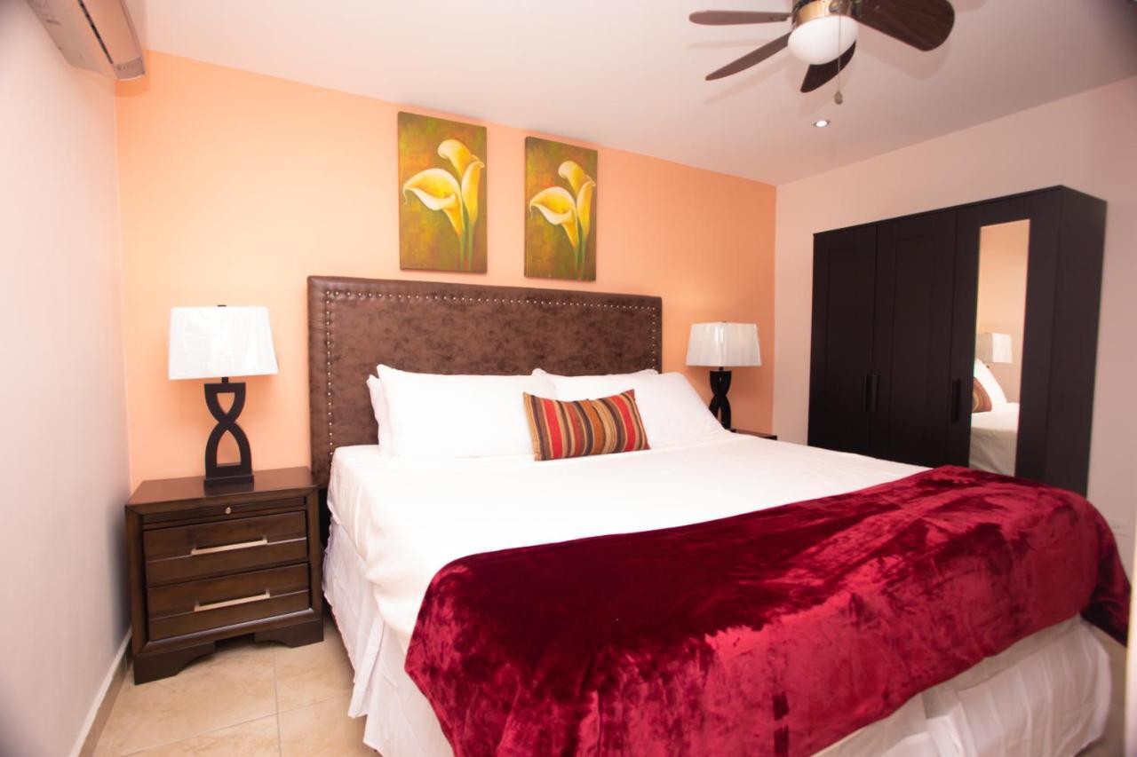 Diamond Gem Residence Koolbaai Exterior photo